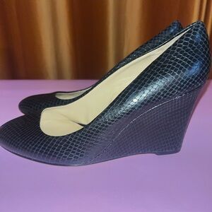 Ann Taylor Black Snakeskin embossed Wedge Heels